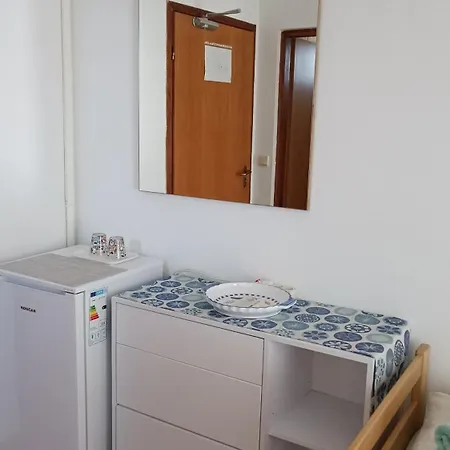 Adrienn Apartment *