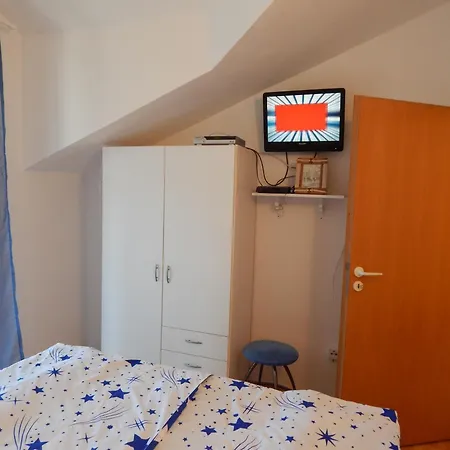Apartment Adrienn *