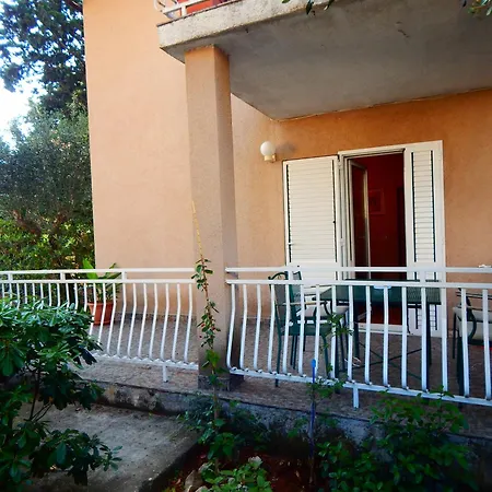 Apartment Adrienn *